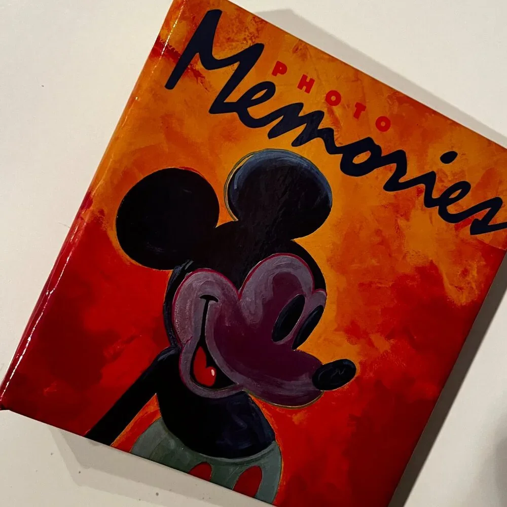 Vintage Disney Binder-Type Photo Album (@47 pages - 4X6 photos for‎ @96 photos)